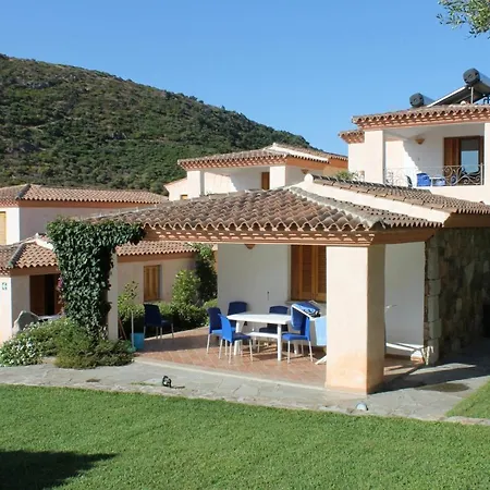 Stunning Bouganvillage Nm1311
